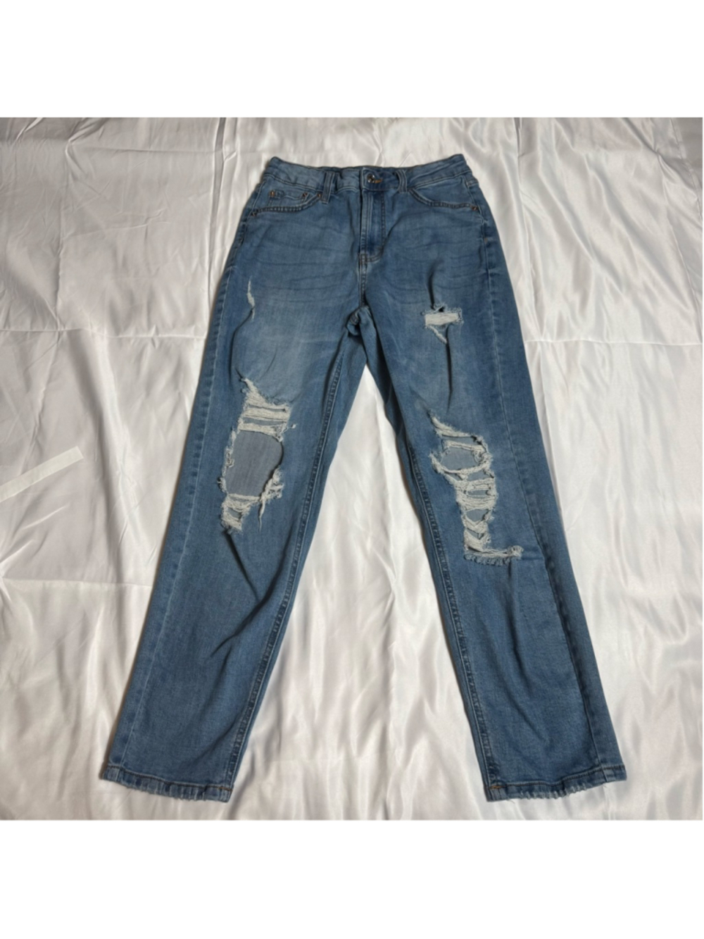 Women's Wild Fable High Rise Mom Jeans Size 4 Blue Distressed